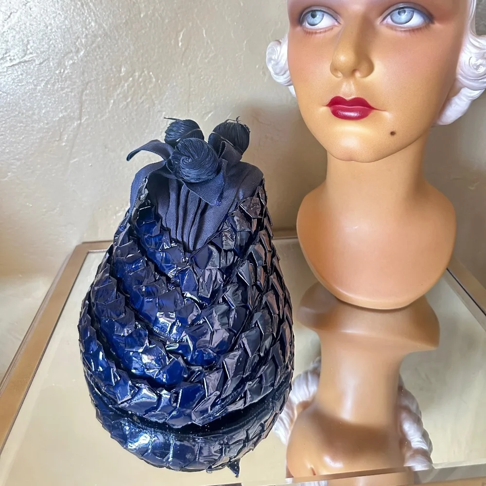 EXTRAORDINARY 1930's NAVY STRAW CONICAL HAT + CORLED FEATHER POM PONS - Picture 12 of 14